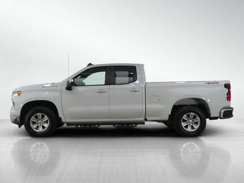 Used 2022 Chevrolet Silverado 1500 LT image 2