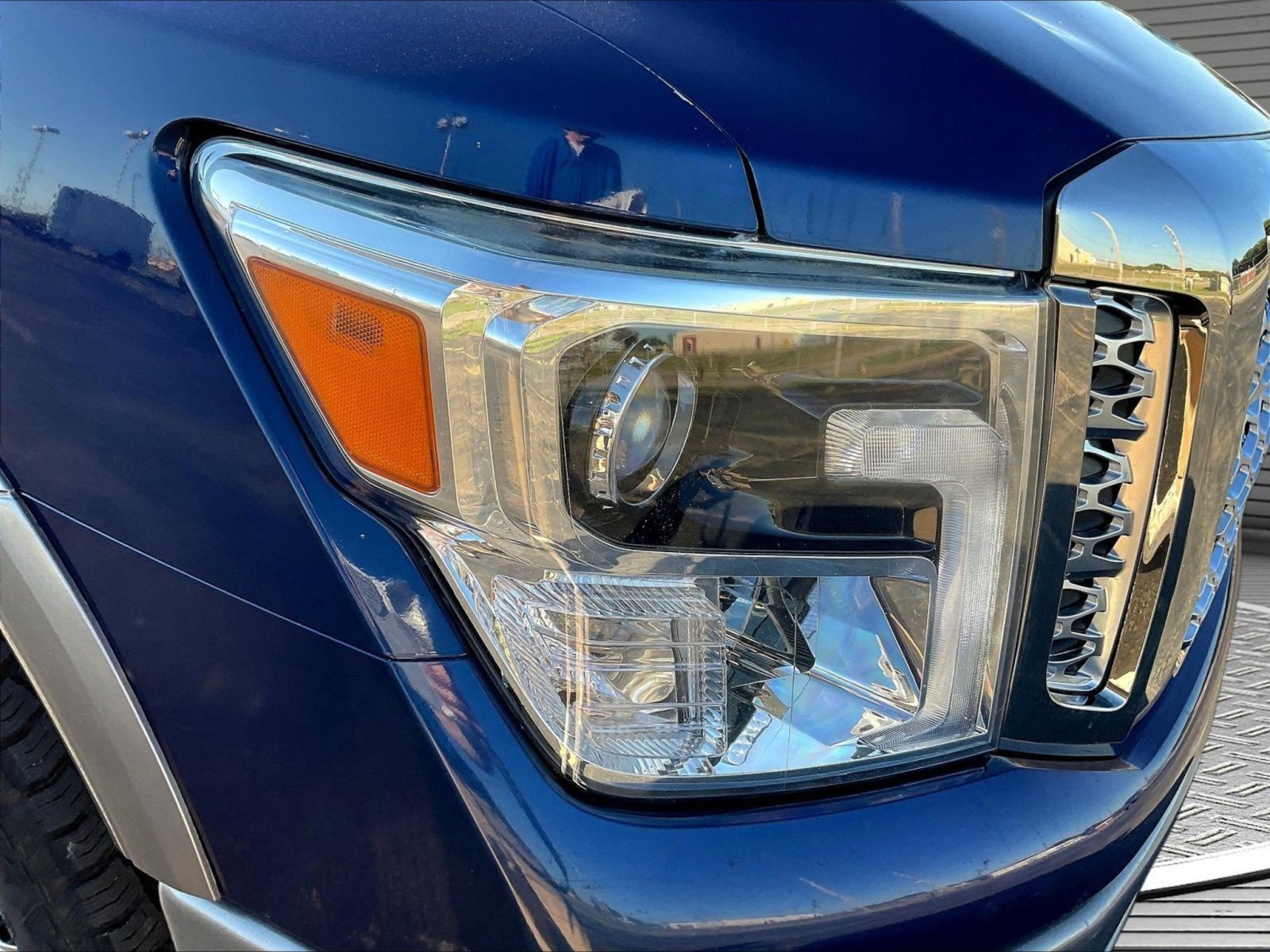 Used 2019 Nissan Titan Platinum Reserve w/ Platinum Utility Package AWD/4WD image 26