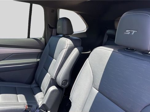 New 2026 Buick Enclave Sport Touring AWD/4WD image 21