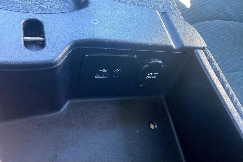 Used 2014 RAM 2500 Tradesman w/ Chrome Appearance Group AWD/4WD image 17