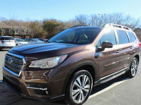 Used 2019 Subaru Ascent Limited image 1