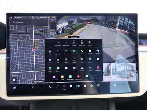 Used 2023 Tesla Model X image 50