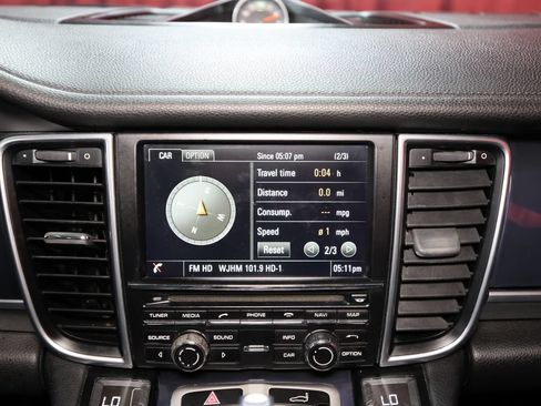 Used 2016 Porsche Panamera Edition RWD image 19