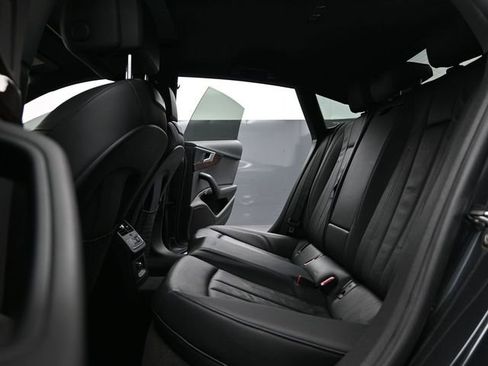 Used 2019 Audi A5 2.0T Premium image 11