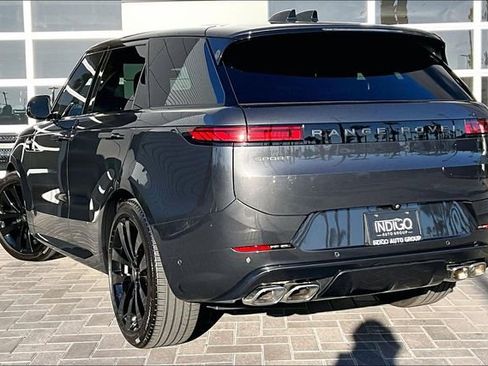 Used 2025 Land Rover Range Rover Sport Dynamic SE AWD/4WD image 12
