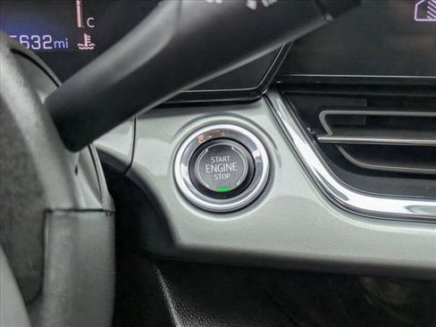 Used 2025 Chevrolet Trax LT image 16