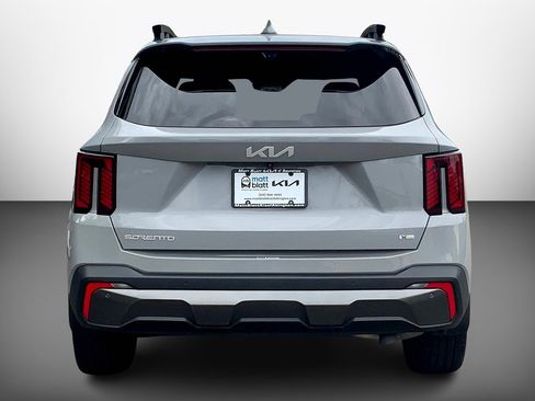 Used 2024 Kia Sorento SX Prestige w/ Olive Brown Leather Package image 6