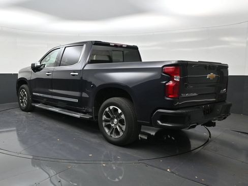 Used 2024 Chevrolet Silverado 1500 High Country w/ Technology Package RWD image 3