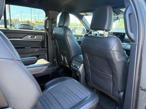 Used 2026 Ford Explorer ST-Line AWD/4WD image 14