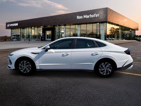 New 2026 Hyundai Sonata Blue image 3