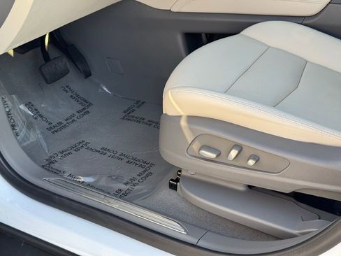 New 2025 Cadillac XT5 Premium Luxury w/ Technology Package image 18