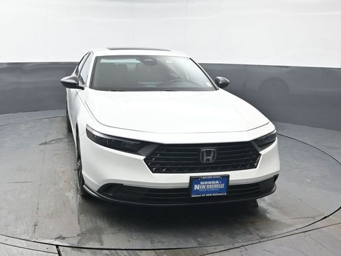 Certified 2023 Honda Accord Sport image 11