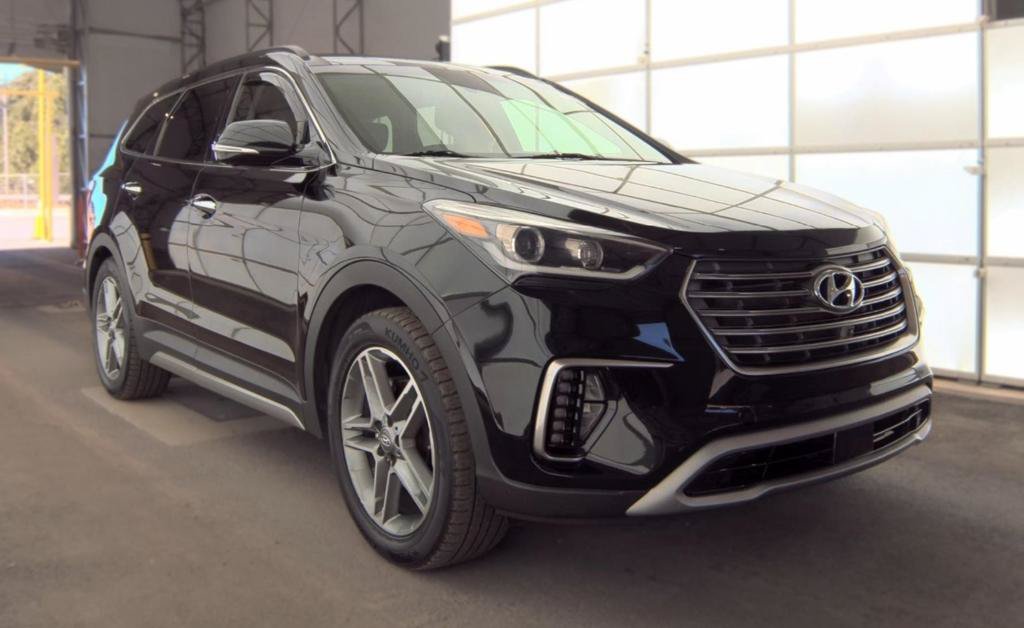 Used 2019 Hyundai Santa Fe XL FWD image 1