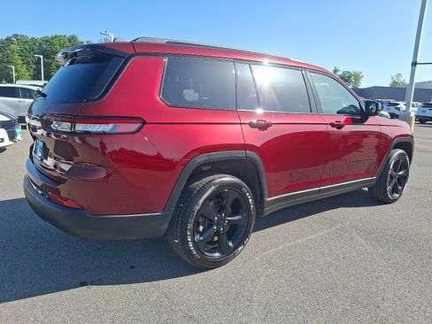 Used 2025 Jeep Grand Cherokee L Laredo AWD/4WD image 6