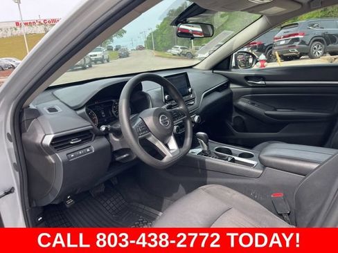 Used 2022 Nissan Altima 2.5 SV FWD image 6