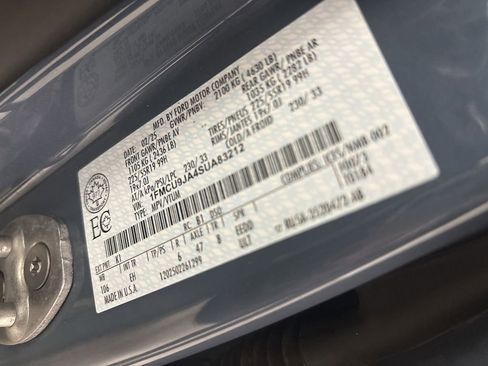 Used 2025 Ford Escape Platinum image 15