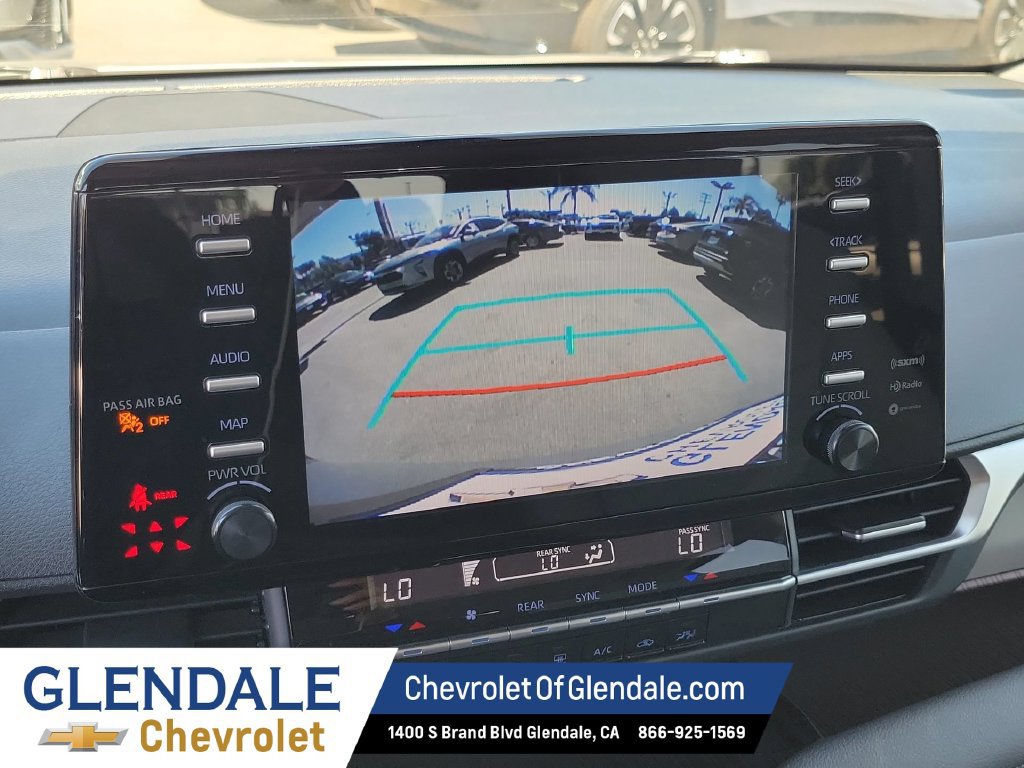 Used 2023 Toyota Sienna LE FWD image 19