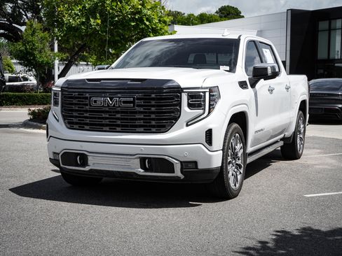 Used 2024 GMC Sierra 1500 Denali Ultimate AWD/4WD image 5