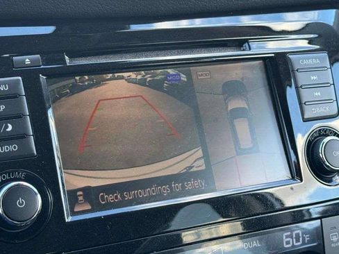 Used 2019 Nissan Rogue SV w/ Premium Package image 22