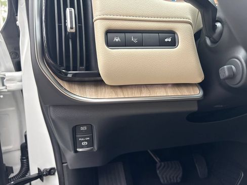 New 2026 Nissan Armada Platinum AWD/4WD image 11