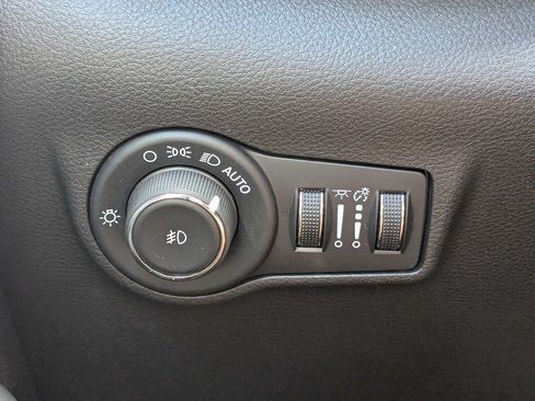 Certified 2024 Jeep Compass Latitude AWD/4WD image 21