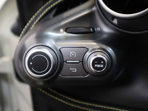 Used 2021 Ferrari F8 Tributo image 29