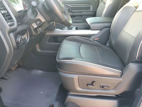 Used 2024 RAM 2500 Laramie w/ Night Edition image 30