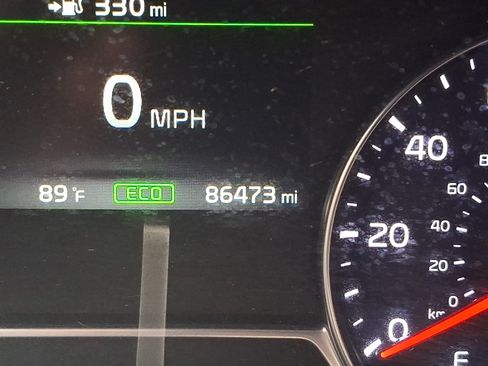 Used 2017 Kia Soul + FWD image 20