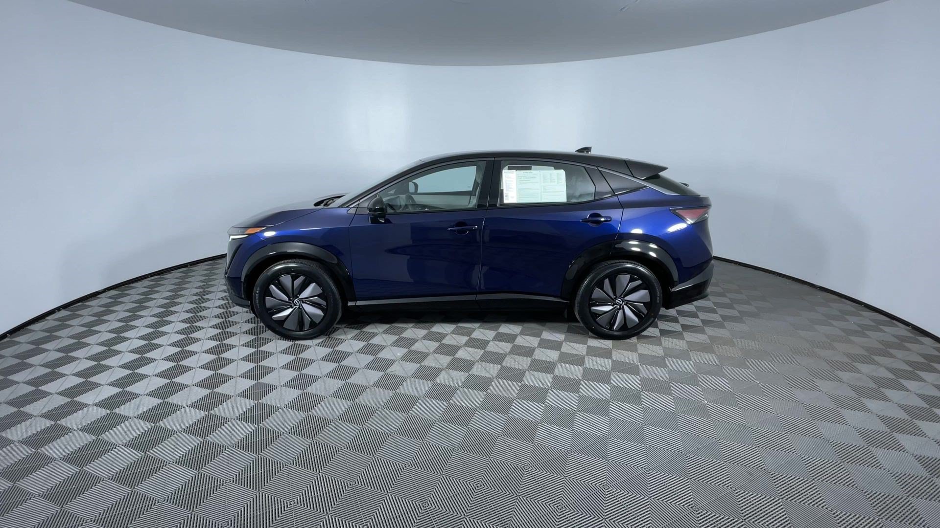 Certified 2024 Nissan Ariya AWD image 5
