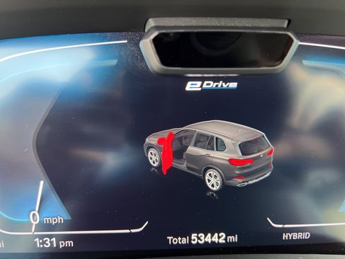 Used 2021 BMW X5 xDrive45e w/ Premium Package image 20