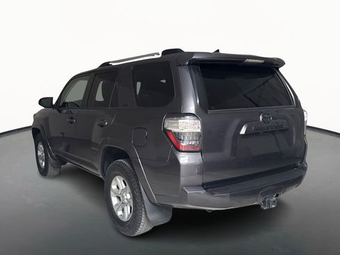 Used 2021 Toyota 4Runner SR5 image 7