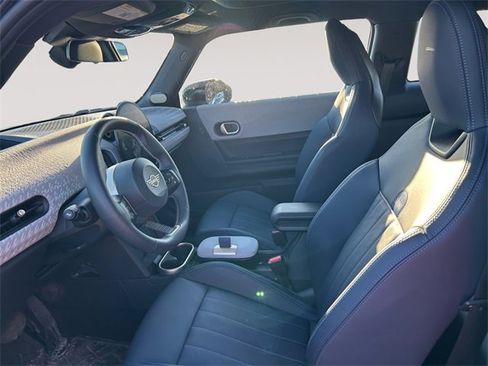 Certified 2025 MINI Cooper S image 8