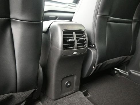 New 2025 Ford Escape ST-Line w/ Equipment Group 301A FWD image 20