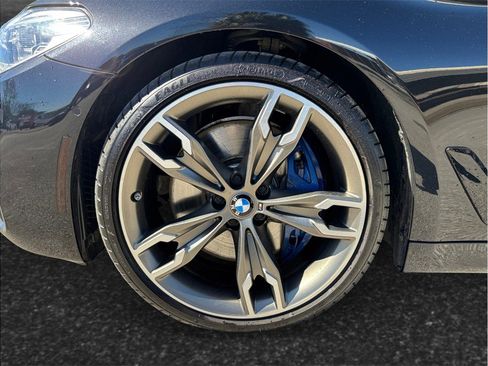 Used 2020 BMW M550i xDrive w/ Executive Package image 13