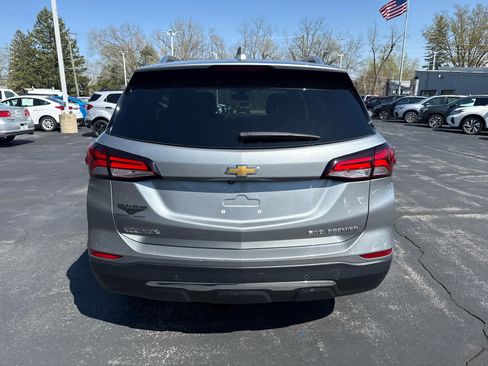 Used 2023 Chevrolet Equinox Premier image 4