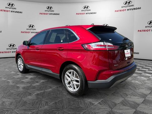 Used 2024 Ford Edge SEL AWD/4WD image 5