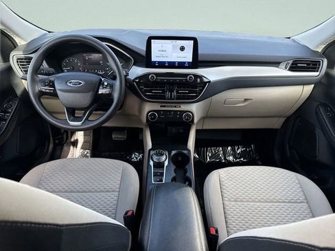 Used 2022 Ford Escape SE FWD image 19