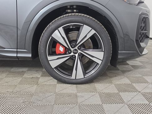 New 2026 Audi SQ5 Premium Plus AWD/4WD image 8