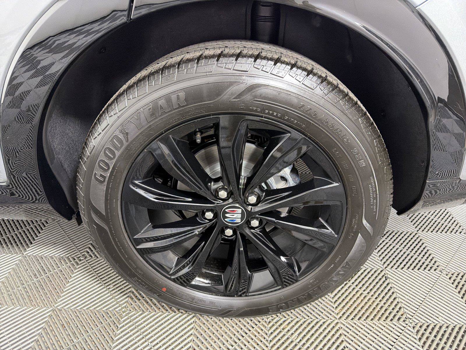 New 2026 Buick Envista Sport Touring FWD image 17