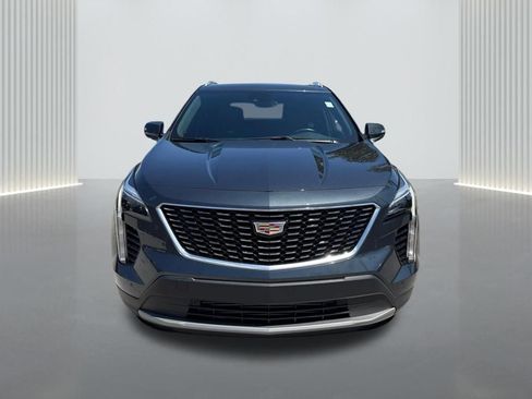 Used 2021 Cadillac XT4 Premium Luxury w/ Driver Awareness Package FWD image 2