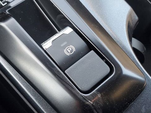 Used 2026 Subaru Forester Premium image 33