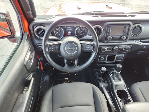 Used 2018 Jeep Wrangler Unlimited Sport AWD/4WD image 24