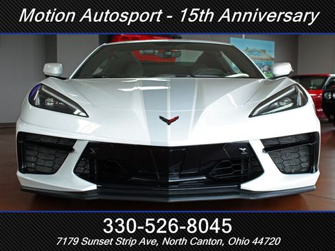 Used 2023 Chevrolet Corvette Stingray Premium Conv w/ Z51 Performance Package RWD image 3