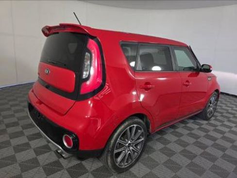 Used 2018 Kia Soul ! w/ Tech Package FWD image 21