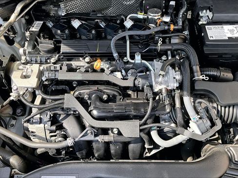 Used 2025 Toyota Corolla LE FWD image 33
