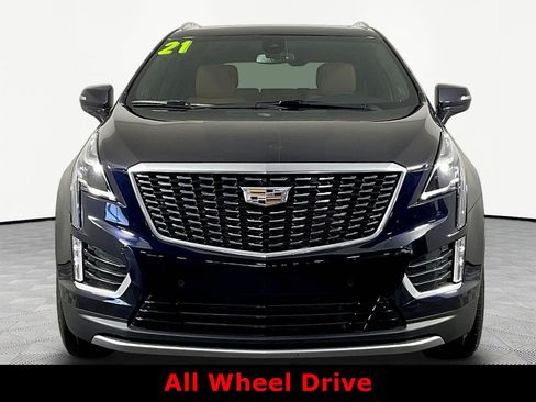 Used 2021 Cadillac XT5 Premium Luxury AWD/4WD image 2
