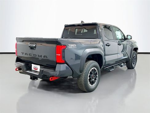 New 2025 Toyota Tacoma TRD Off-Road image 4