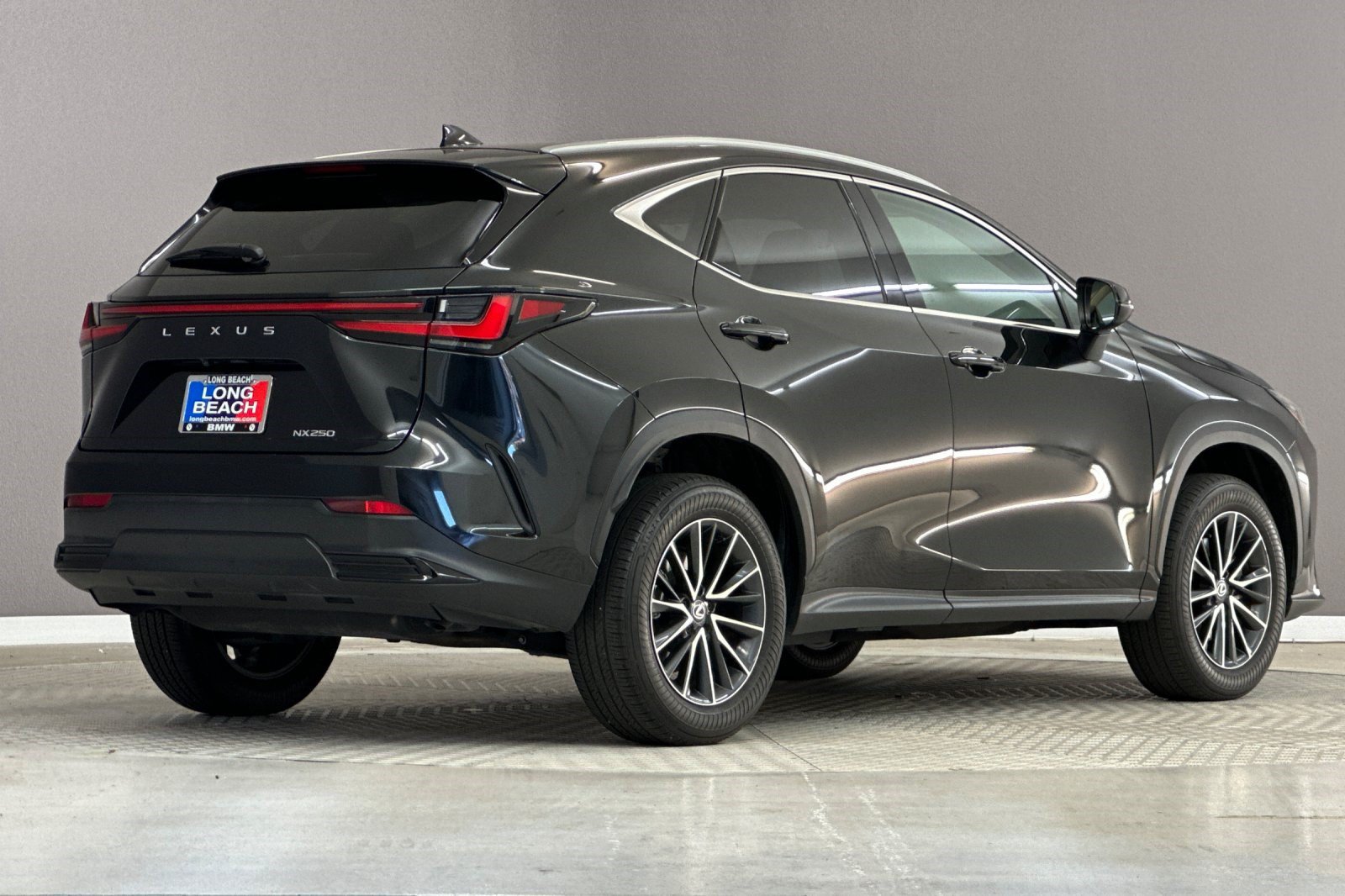 Used 2024 Lexus NX 250 FWD w/ Cold Area Package image 8