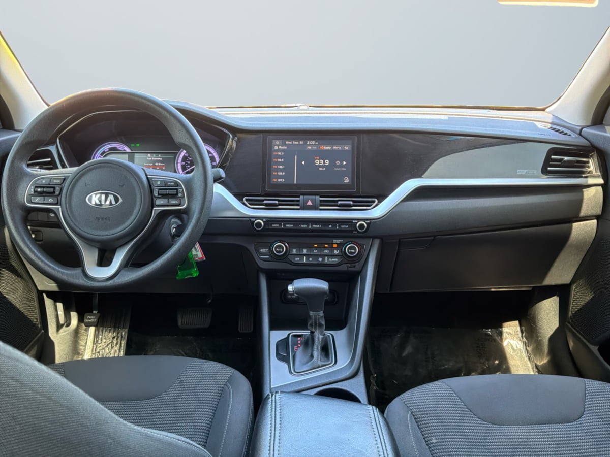 Used 2021 Kia Niro LX FWD image 9