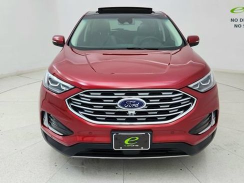 Used 2020 Ford Edge Titanium w/ Equipment Group 301A FWD image 2